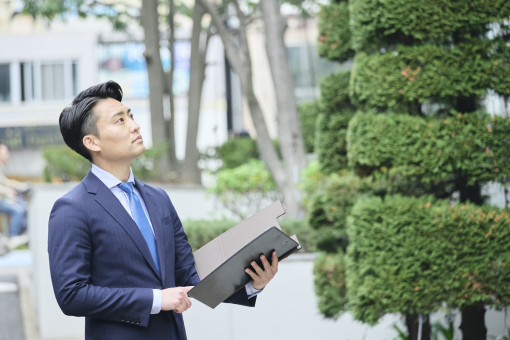 自らの仕事に誇りを持ち、働いている姿に惹かれた。